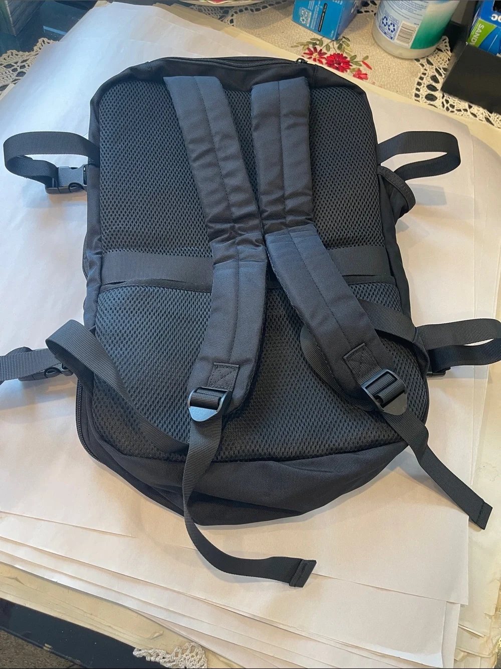 Echohub Men's Black Everyday Tech Backpack